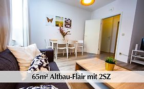 Ruhiges City Apartment Altbauperle mit Charme und 2 Schlafzimmern